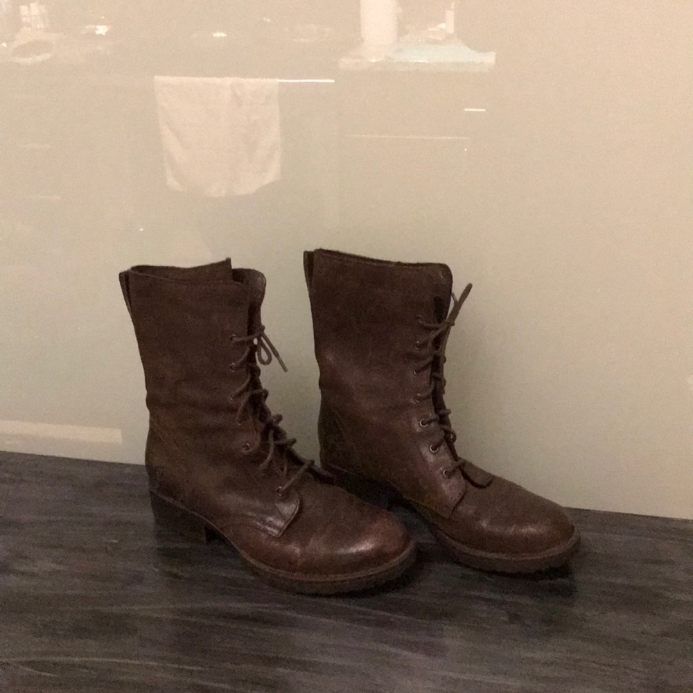 Born brown leather above the ankle boots women’s